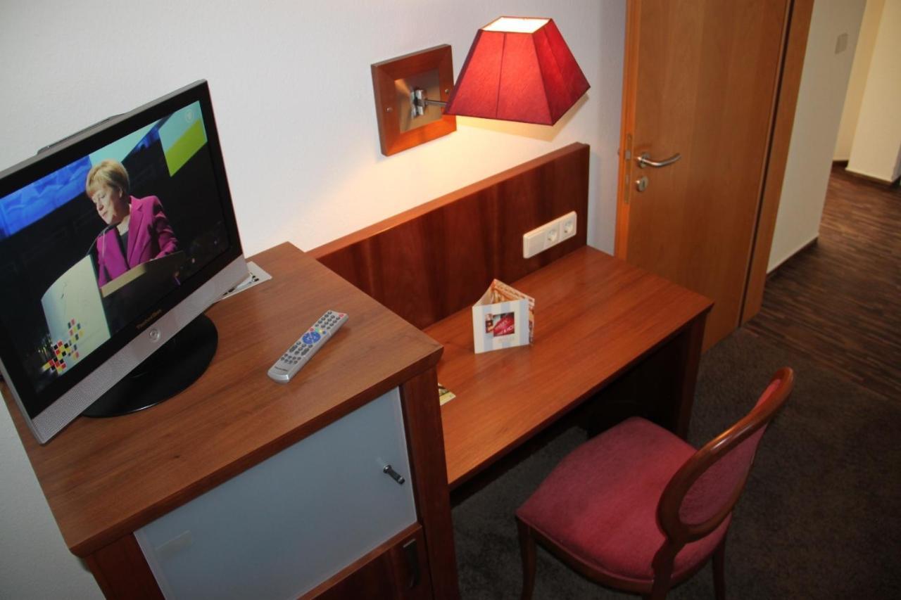 Buskes Hotel Steinfoerde Wietze ห้อง รูปภาพ