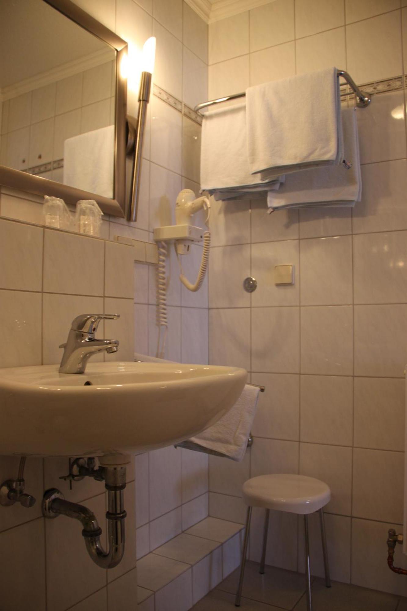Buskes Hotel Steinfoerde Wietze ภายนอก รูปภาพ